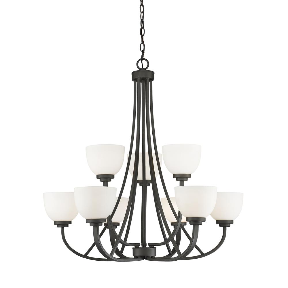 9 Light Chandelier. Picture 1