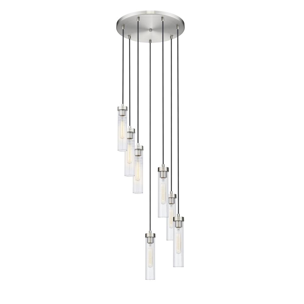 7 Light Chandelier. Picture 1