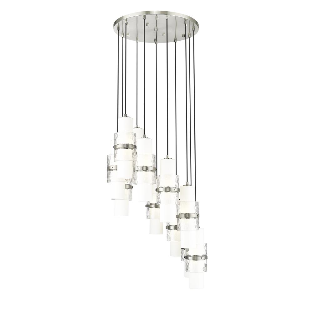 11 Light Chandelier. Picture 1