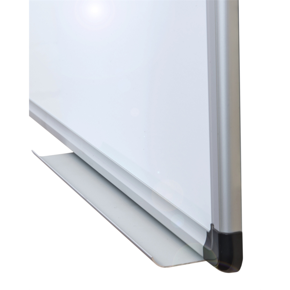 Viztex Lacquered Steel Magnetic Dry Erase Board with an Aluminium frame (36"x24"). Picture 3