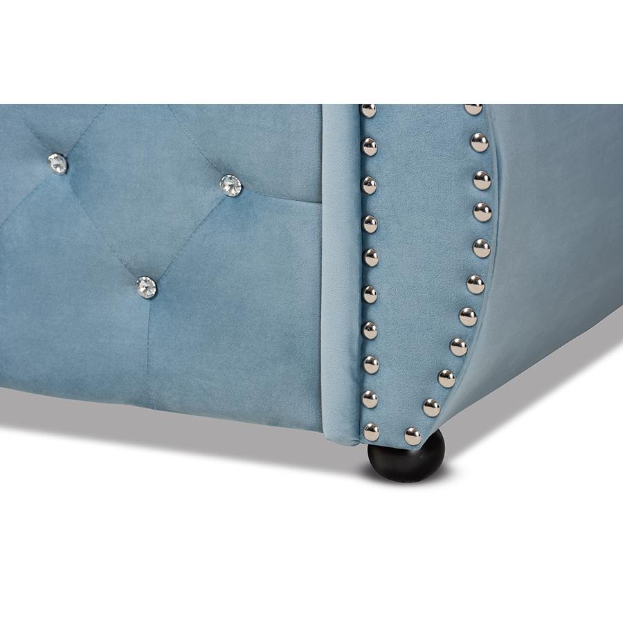 Crystal Tufted Full Size Daybed. Picture 6