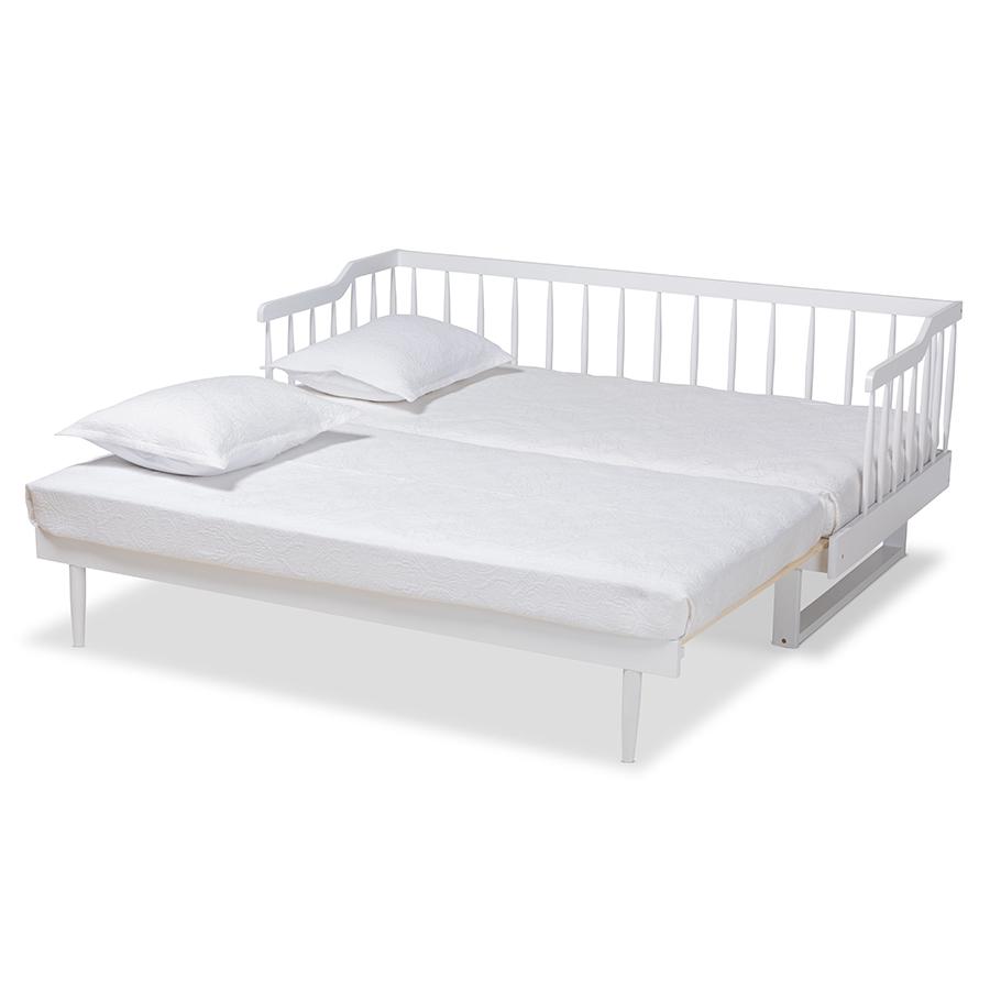 White Finished Wood Expandable Twin Size to King Size Spindle Daybed. Picture 3