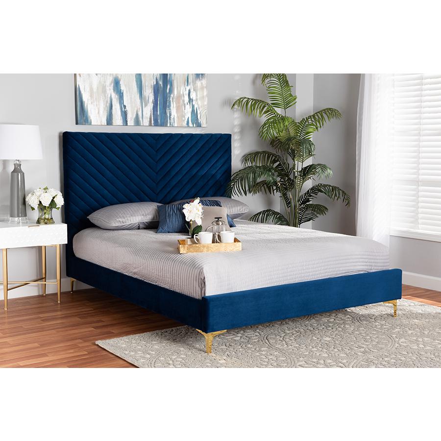 Gold Metal Queen Size Platform Bed. Picture 7