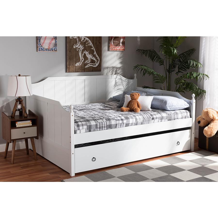 Farmhouse White Finished Wood Full Size Daybed with Twin Size Trundle. Picture 8