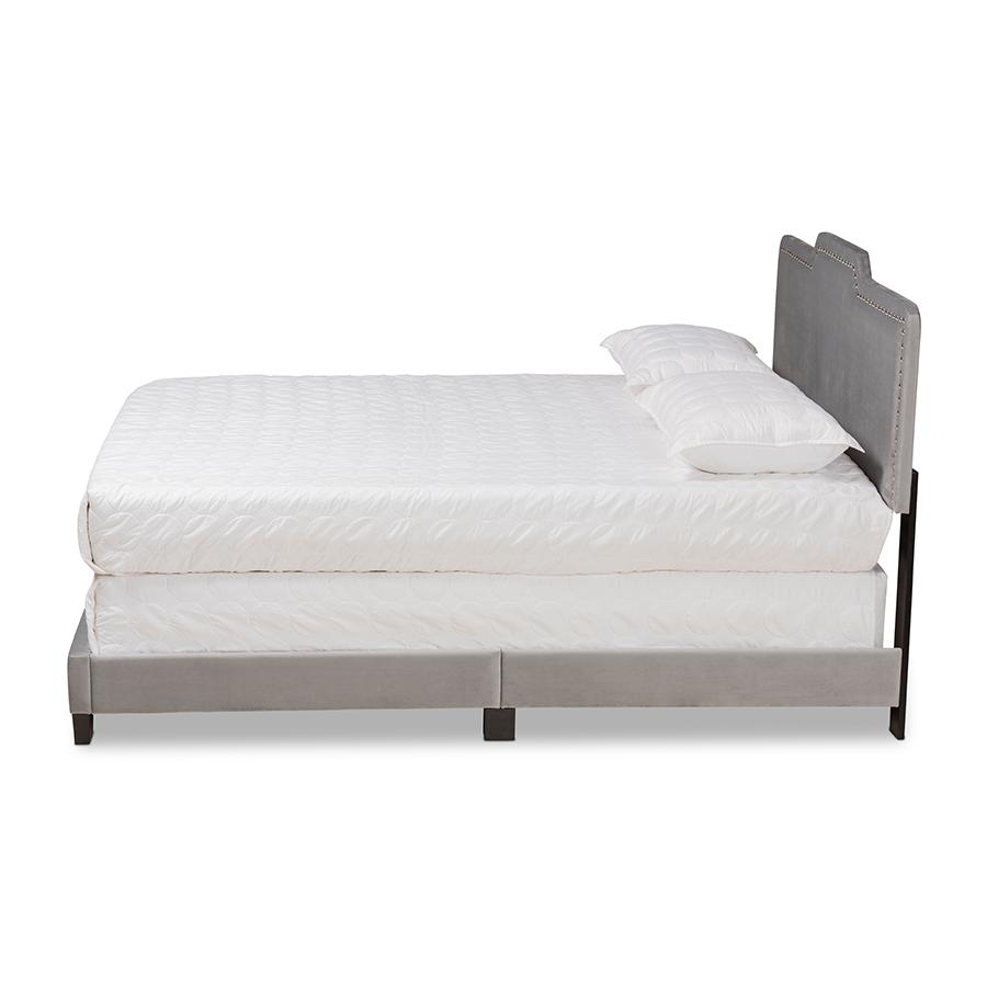 Baxton Studio Benjen Modern and Contemporary Glam Grey Velvet Fabric Upholstered Full Size Panel Bed. Picture 4