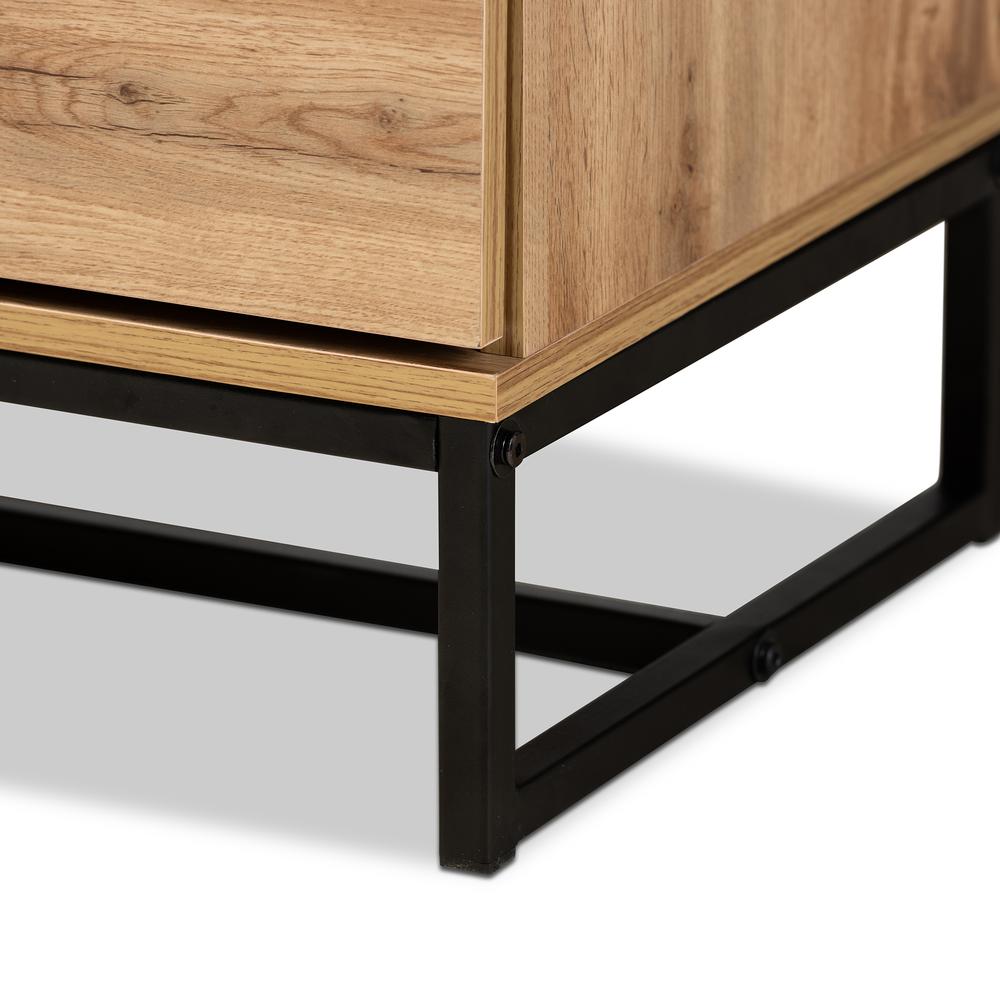 Industrial Oak Finished Wood and Black Metal 4-Drawer Dresser. Picture 15