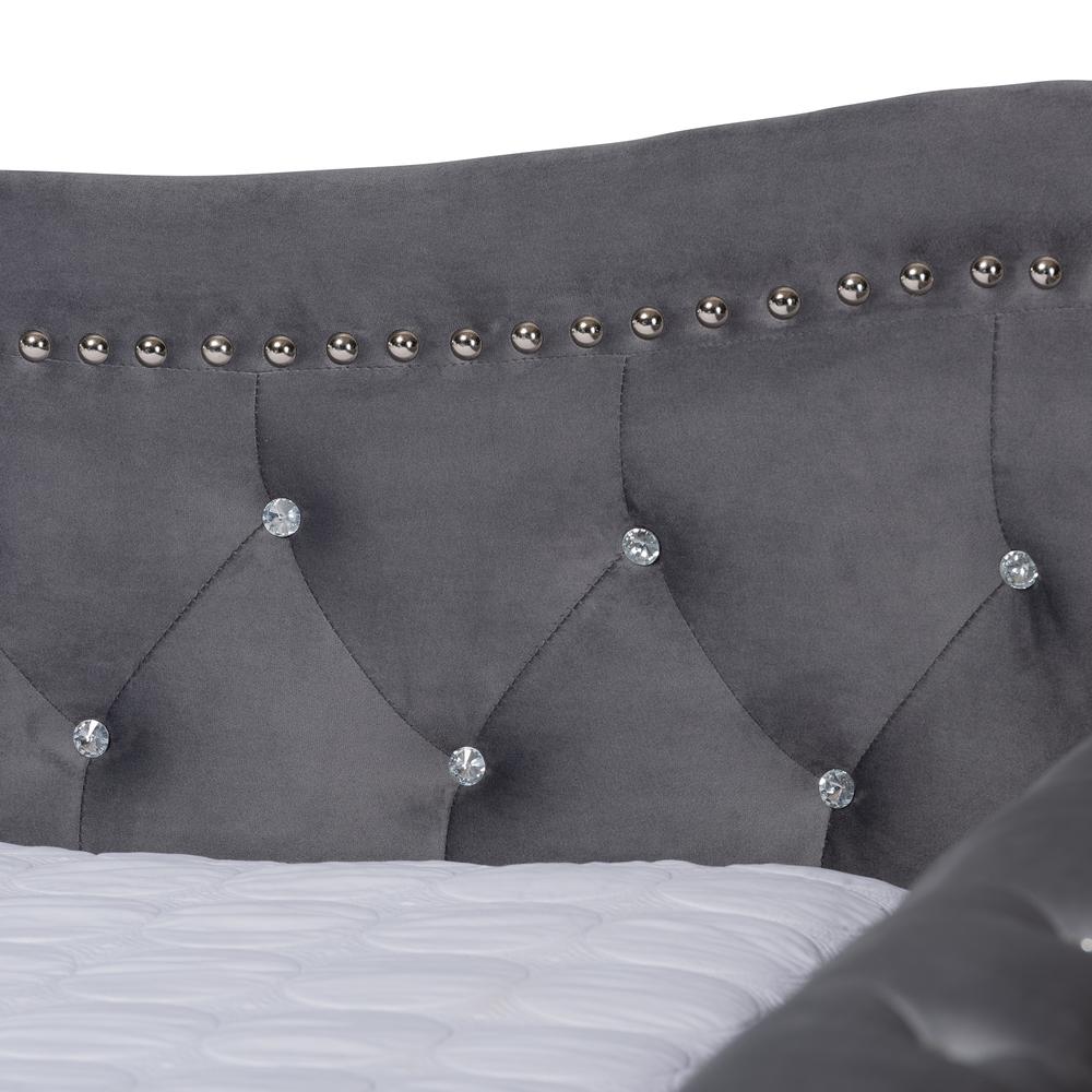 Crystal Tufted Full Size Daybed. Picture 14