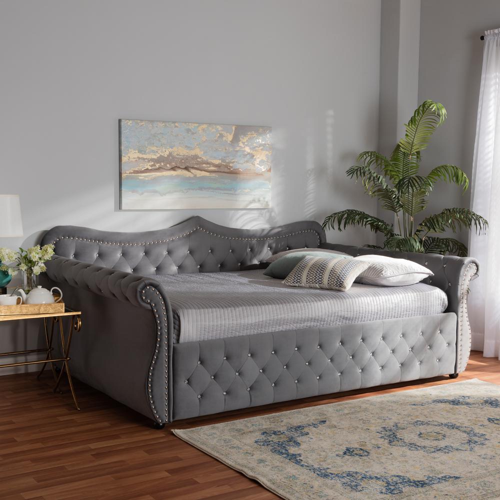 Crystal Tufted Full Size Daybed. Picture 17