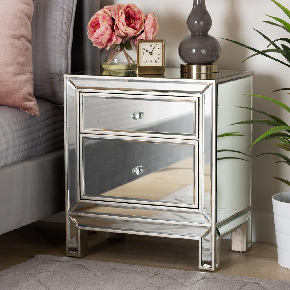 Fadri Contemporary Glam and Luxe Mirrored 2-Drawer Nightstand. Picture 9