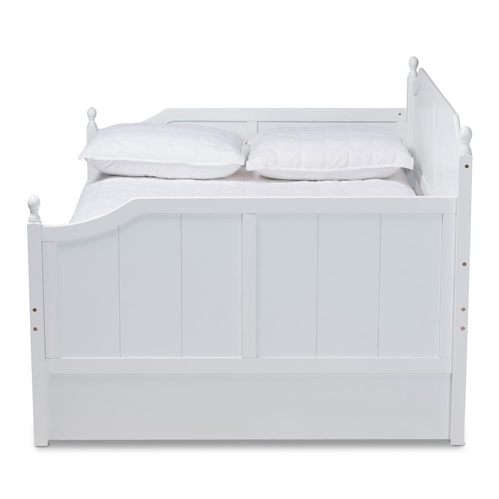 Farmhouse White Finished Wood Full Size Daybed with Twin Size Trundle. Picture 14