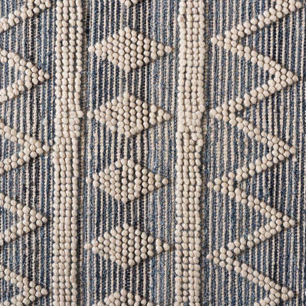 Callum Modern and Contemporary Ivory and Blue Handwoven Wool Blend Area Rug. Picture 6