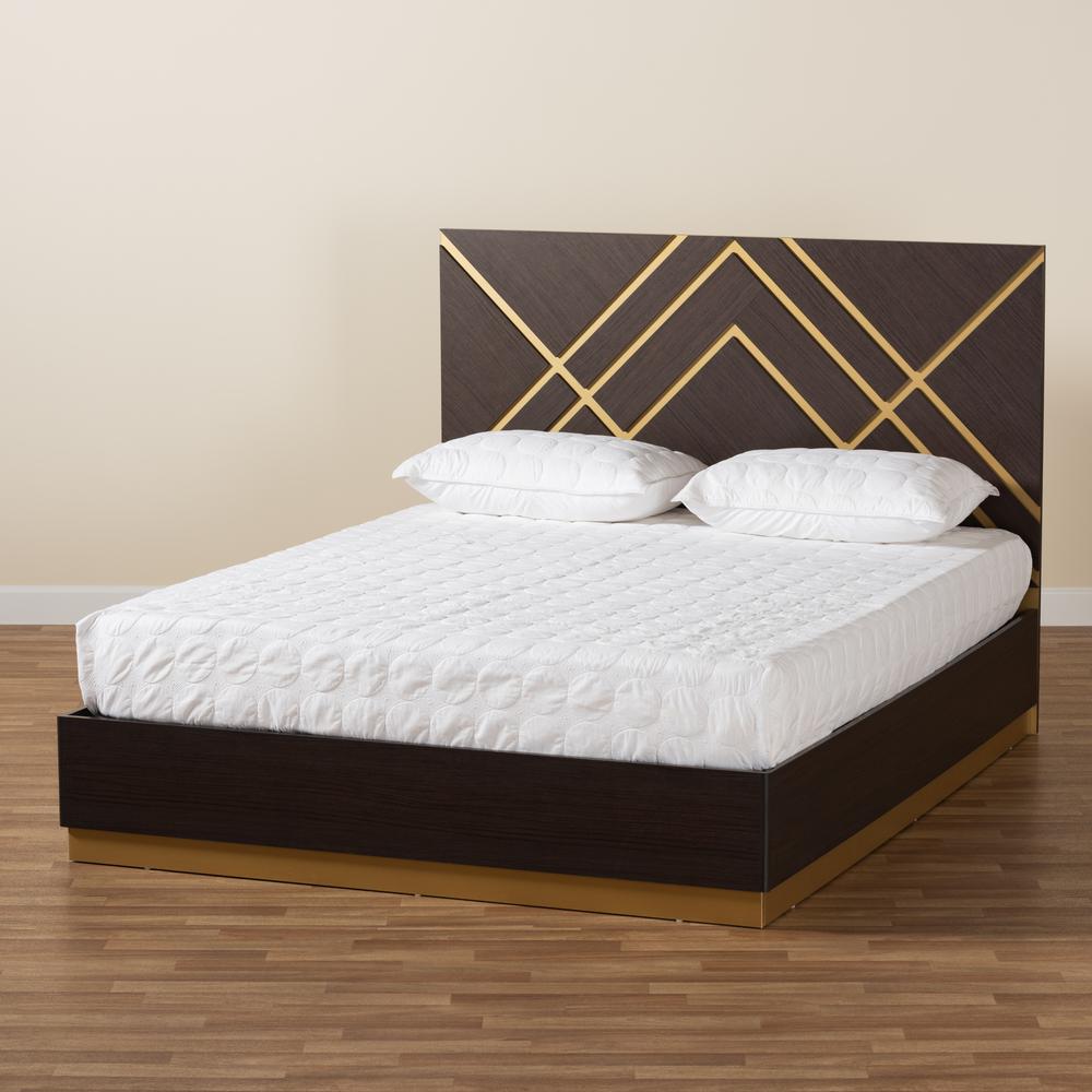 Glam and Luxe Two-Tone Dark Brown and Gold Finished Wood Queen Size Platform Bed. Picture 17