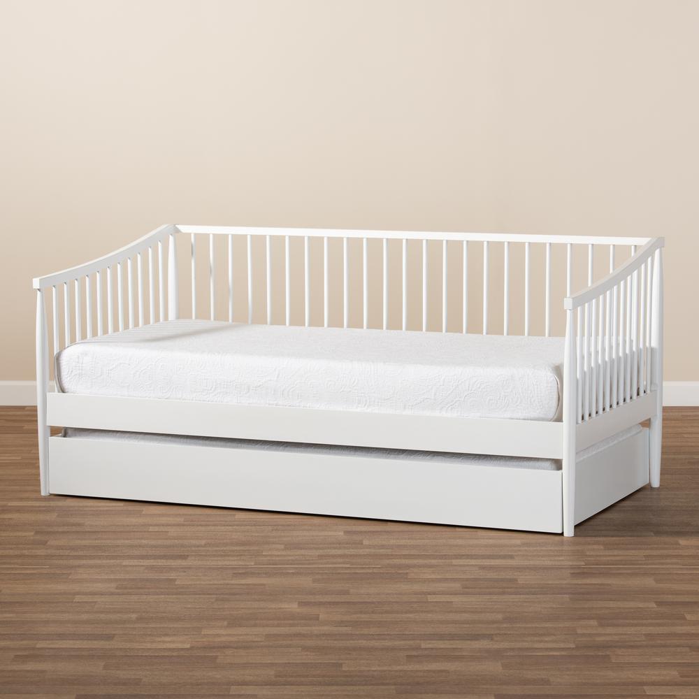 Traditional White Finished Wood Twin Size Spindle Daybed with Trundle. Picture 21