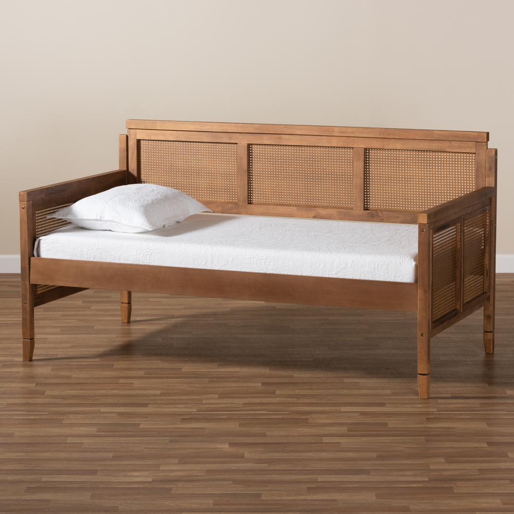 Synthetic Rattan Daybed. Picture 15