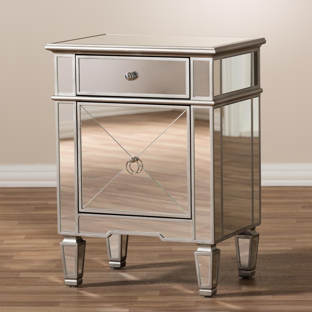 Baxton Studio Claudia Hollywood Regency Glamour Style Mirrored End Table. Picture 15