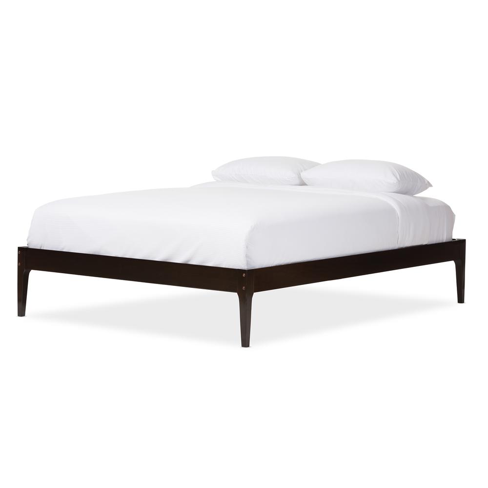 Bentley Mid-Century Modern Cappuccino Finishing Solid Wood Queen Size Bed Frame. Picture 6