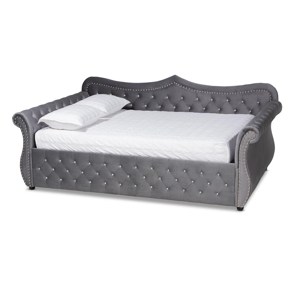 Crystal Tufted Queen Size Daybed. Picture 11
