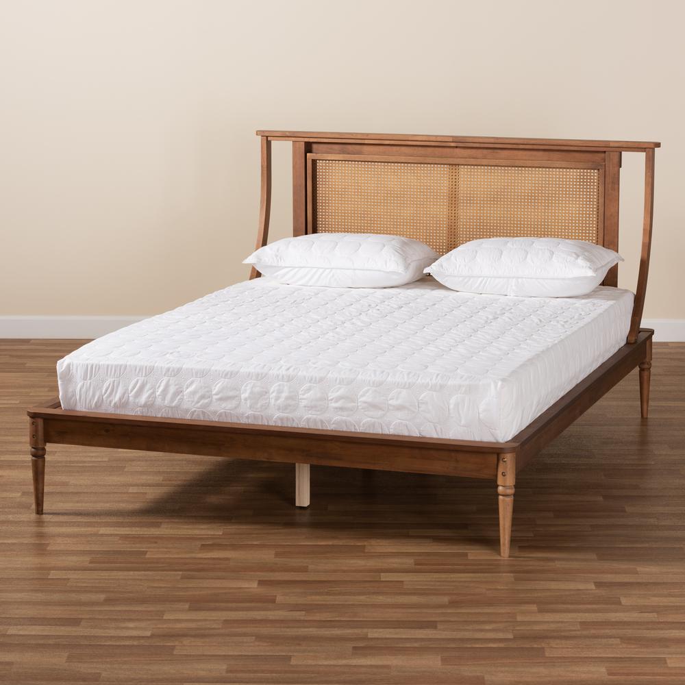 Synthetic Rattan Queen Size Platform Bed. Picture 19
