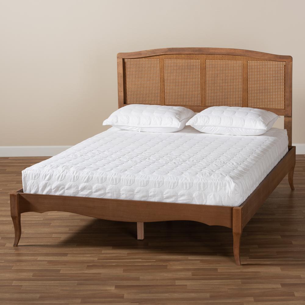 Synthetic Rattan Queen Size Platform Bed. Picture 17