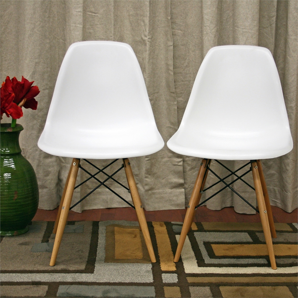 Azzo White Plastic Shell Chair