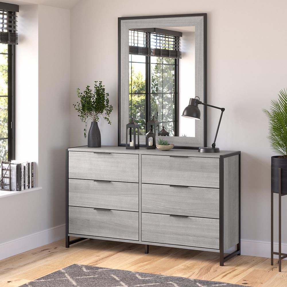 kathy ireland® Home by Bush Furniture Atria 6 Drawer Dresser with Mirror, Platinum Gray. Picture 2