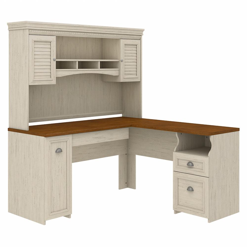 L Shaped Desk with Hutch. Picture 1