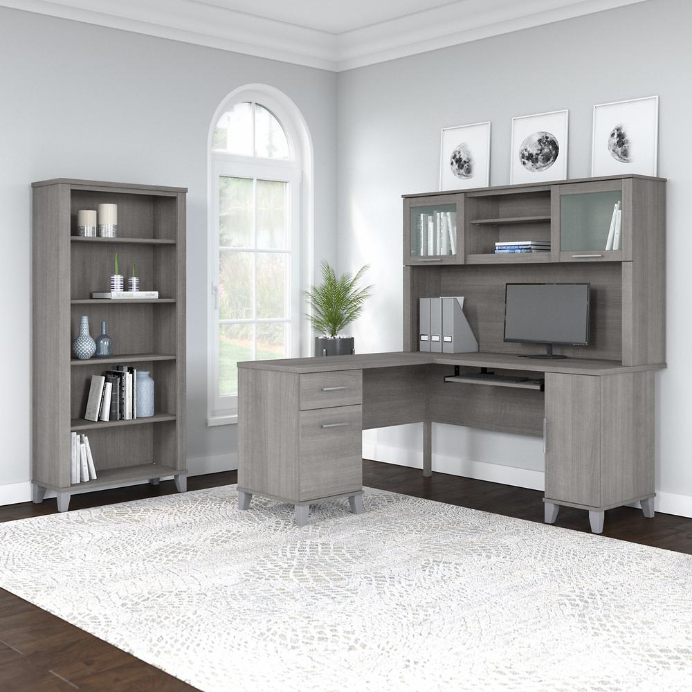 Bush Furniture Somerset 60W L Shaped Desk with Hutch and 5 Shelf Bookcase, Platinum Gray. Picture 2