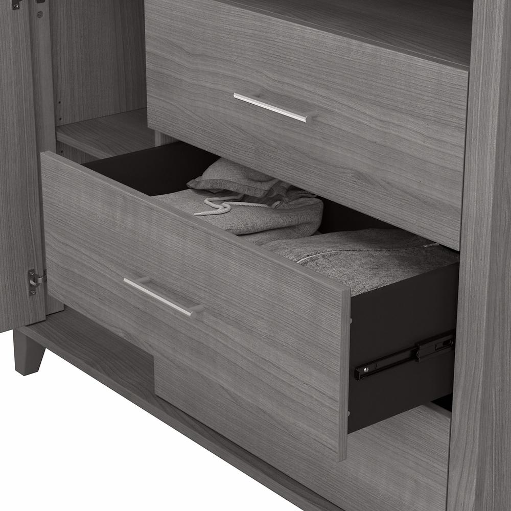 Bush Furniture Somerset 3 Drawer Dresser and Bedroom TV Stand, Platinum Gray. Picture 20