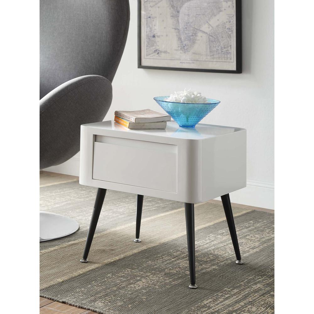 Black and White Side Table with Short Legs. Picture 2