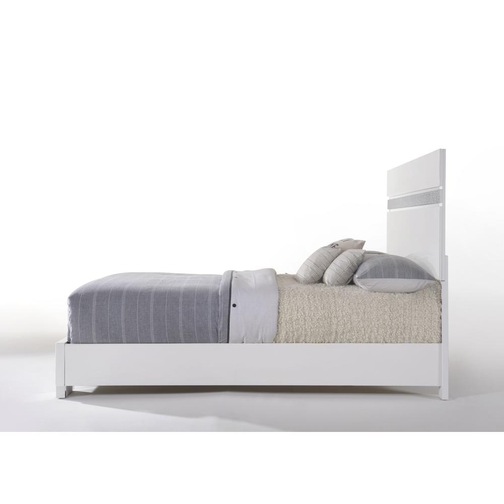 Queen Bed, White High Gloss. Picture 5
