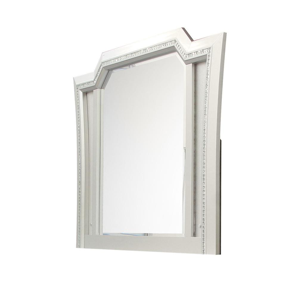 Kaitlyn Mirror, LED & Champagne  (27234). Picture 5