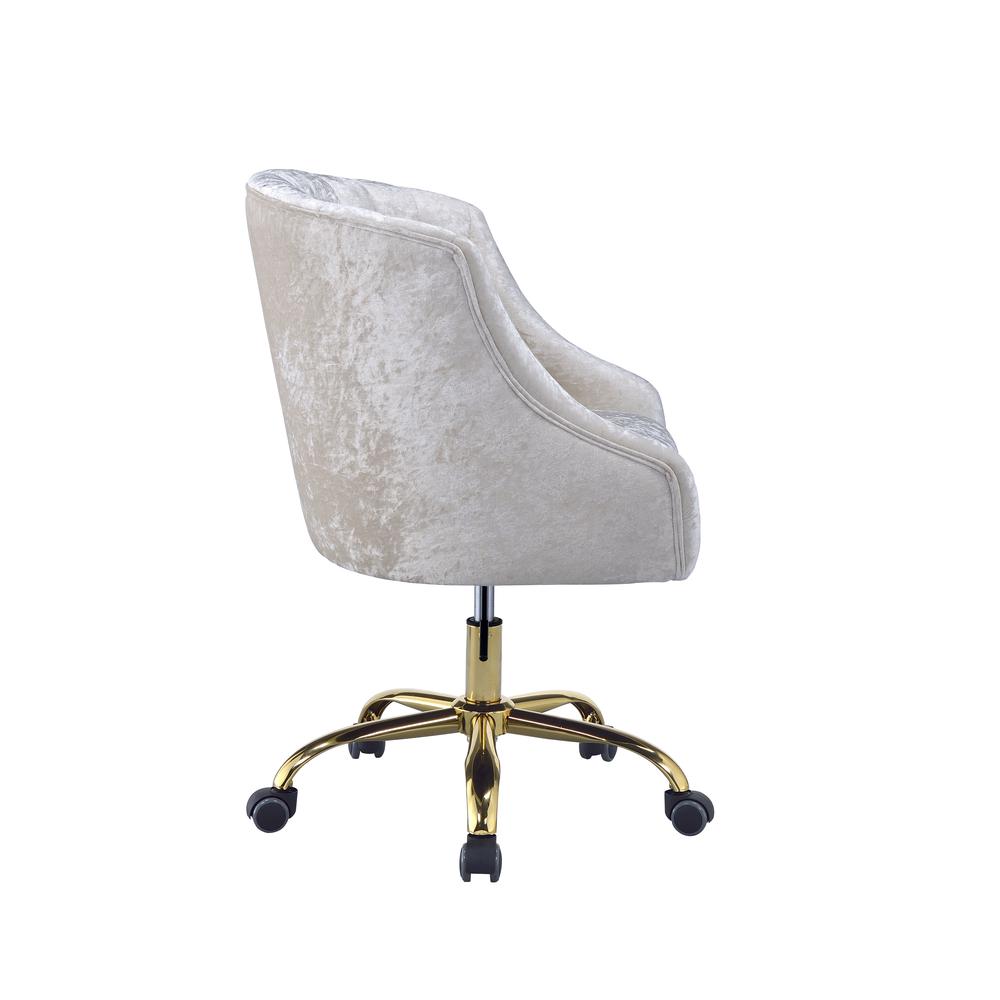 Levian Office Chair, Vintage Cream Velvet & Gold. Picture 5