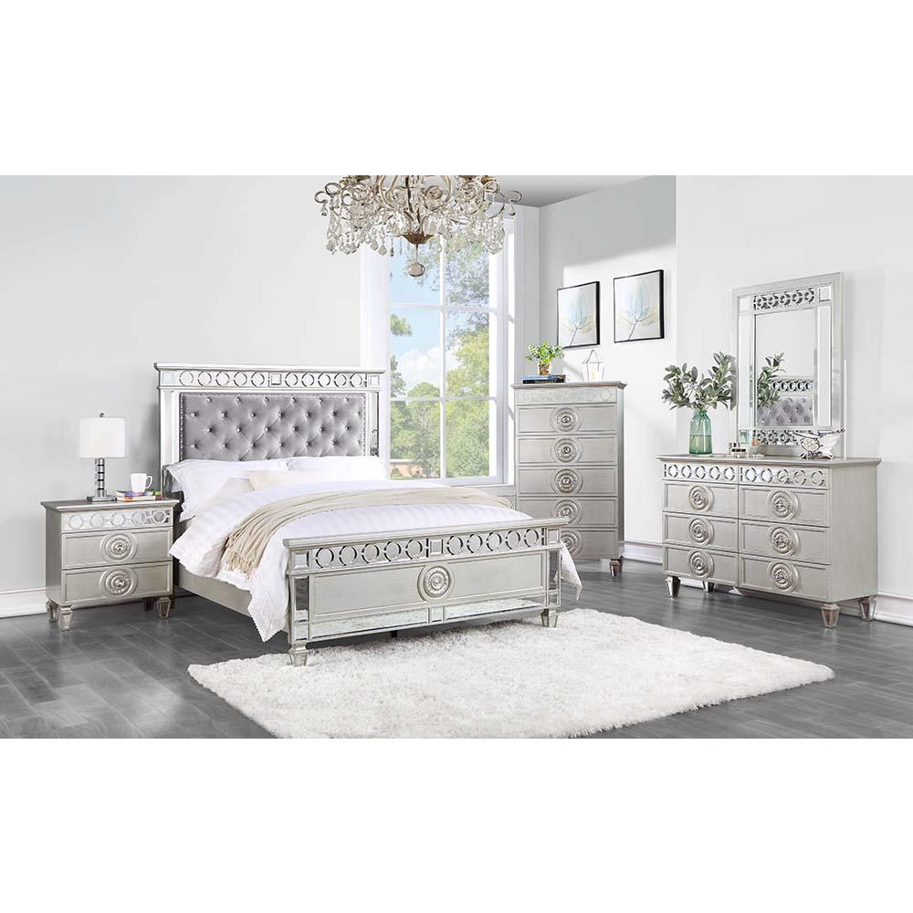 Varian Gray Velvet, Silver & Mirrored Finish Twin Bed. Picture 5