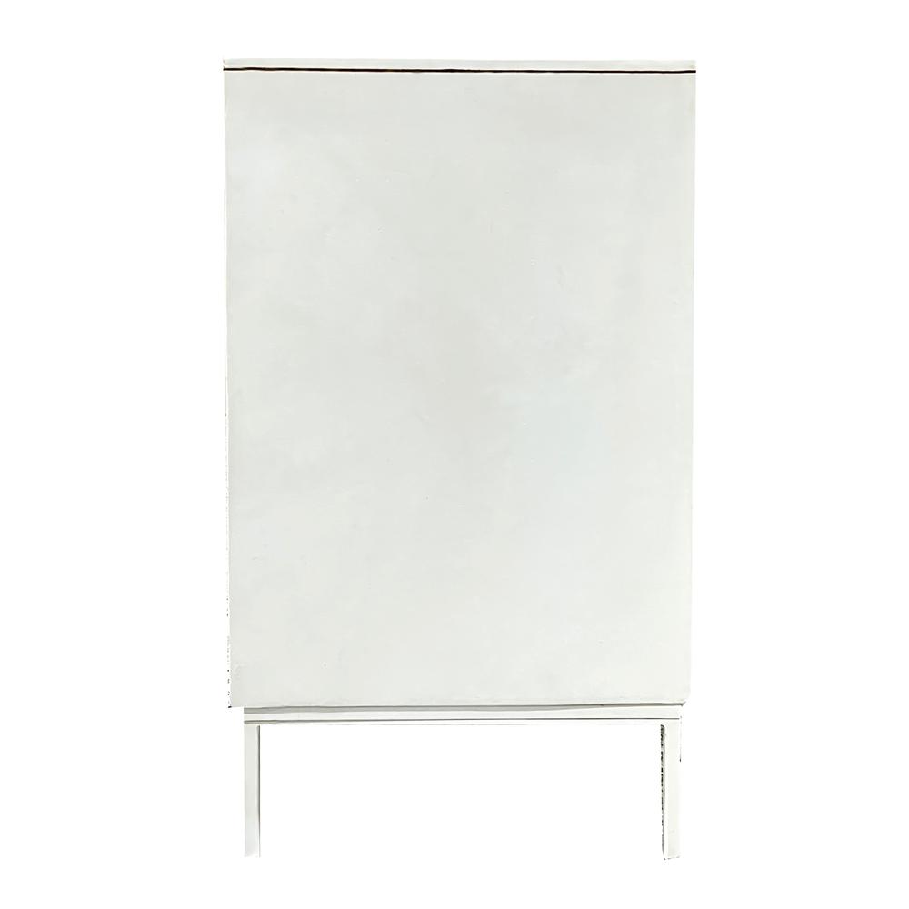 Cloudfield Weathered White Coastal Three Door Credenza. Picture 2