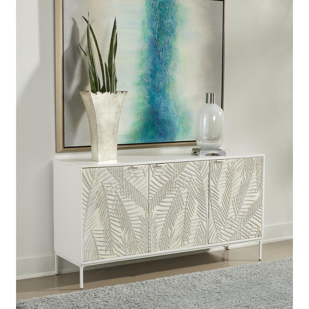 Cloudfield Weathered White Coastal Three Door Credenza. Picture 4