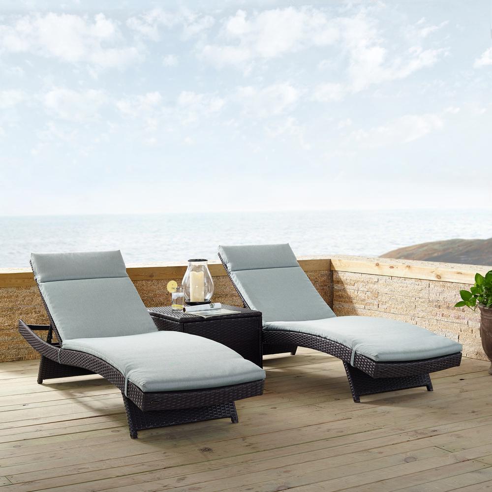 Biscayne Outdoor Wicker Chaise Lounge Mist/Brown. Picture 12
