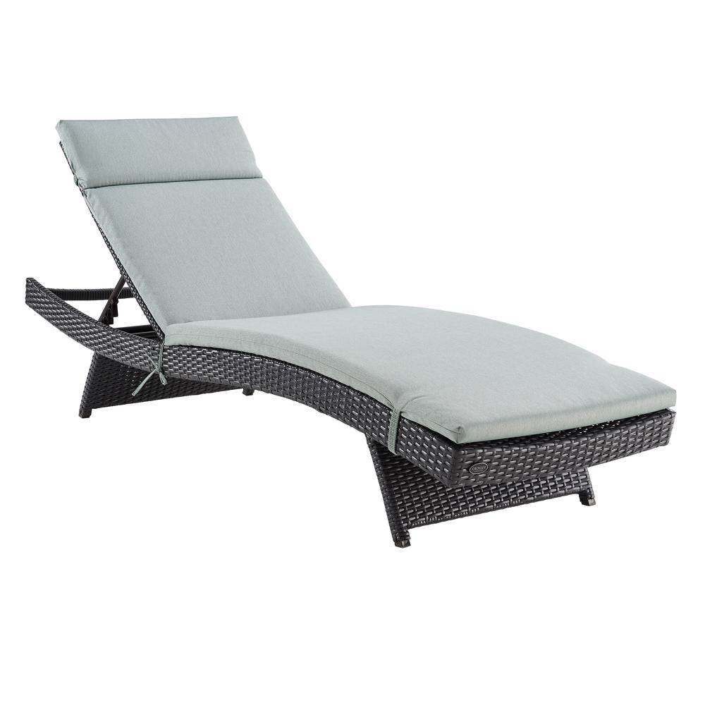 Biscayne Outdoor Wicker Chaise Lounge Mist/Brown. The main picture.