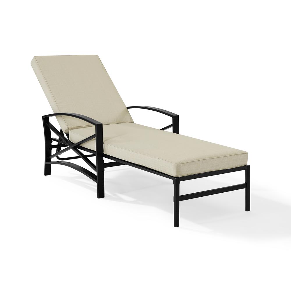 Kaplan Outdoor Metal Chaise Lounge Oatmeal/Oil Rubbed Bronze. Picture 1