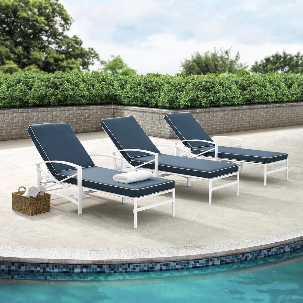 Kaplan Outdoor Metal Chaise Lounge Navy/White. Picture 2