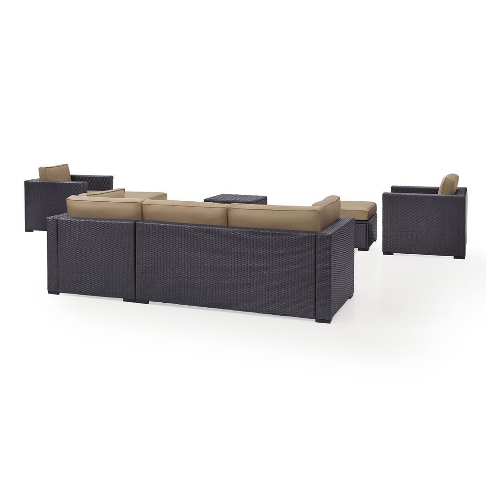 Biscayne 7Pc Outdoor Wicker Sectional Set Mocha/Brown - Loveseat, 2 Arm Chairs, Corner Chair, Coffee Table, 2 Ottomans. Picture 4