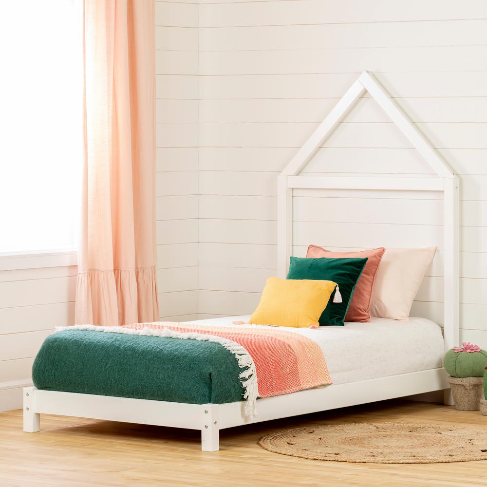 Sweedi Bed with House Frame Headboard, Pure White. Picture 1