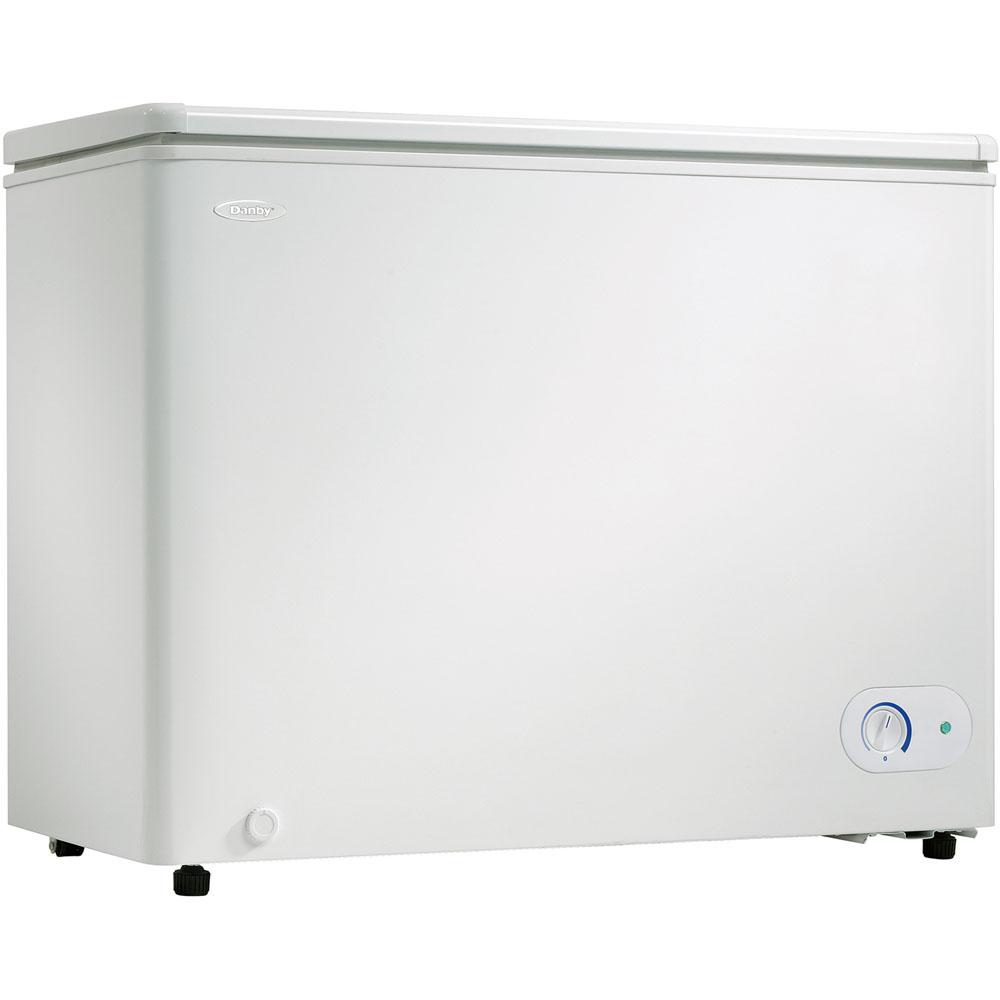 7.2 Cu.Ft. Chest Freezer, 1 Basket, Up Front Temperature Control. Picture 2