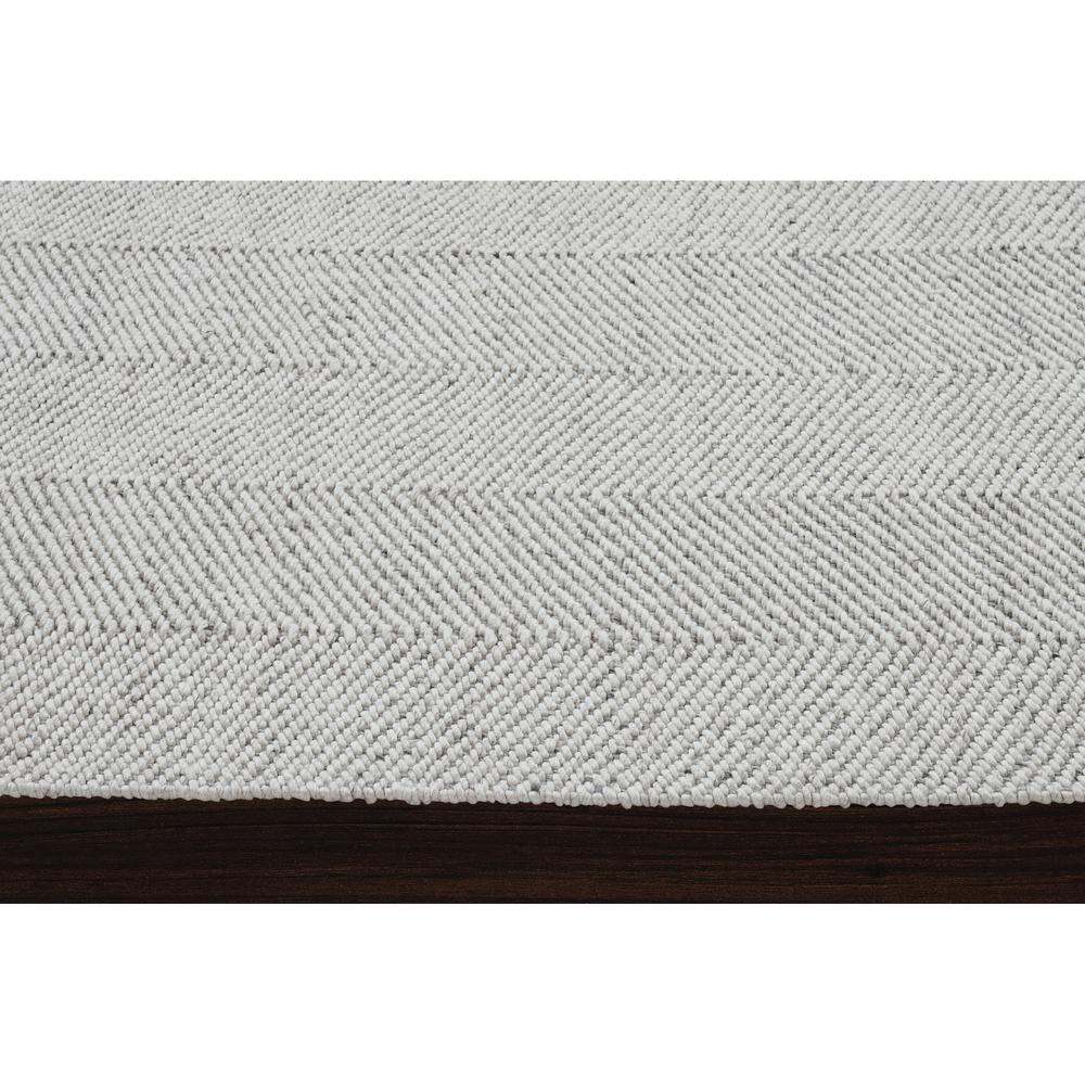 MALUR Ivory/Silver 5 x 8 Rug. Picture 1