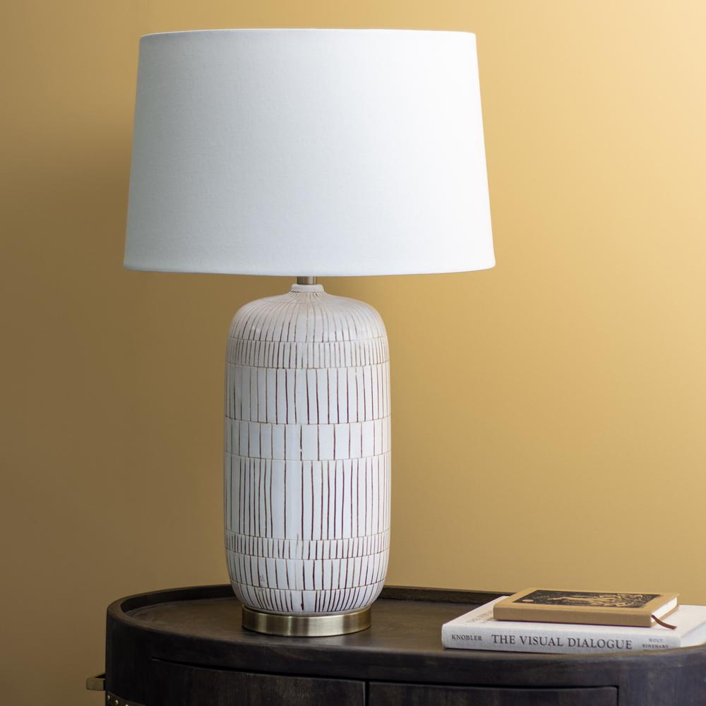 Pierce 1-Light 29" Table Lamp with Shade. Picture 3