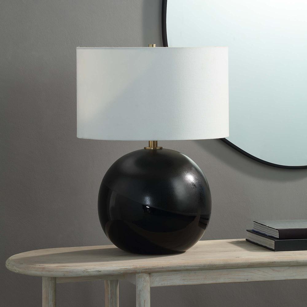 Anders 1 Light 23.25" Table Lamp with shade. Picture 3