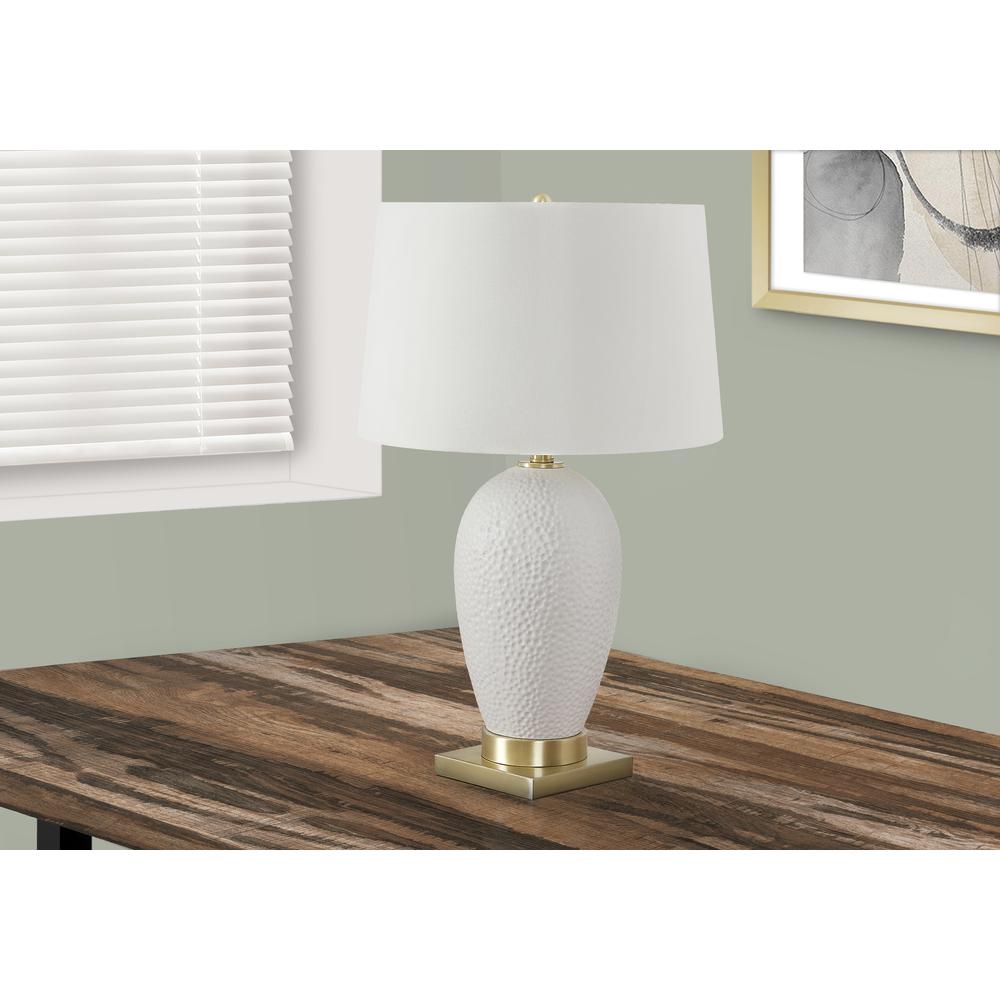 ="Lighting, 26""H, Table Lamp, White Ceramic, Ivory / Cream Shade, Transitional. Picture 5