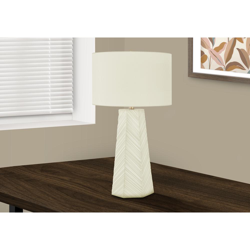 ="Lighting, 29""H, Table Lamp, White Ceramic, Ivory / Cream Shade, Contemporary. Picture 5