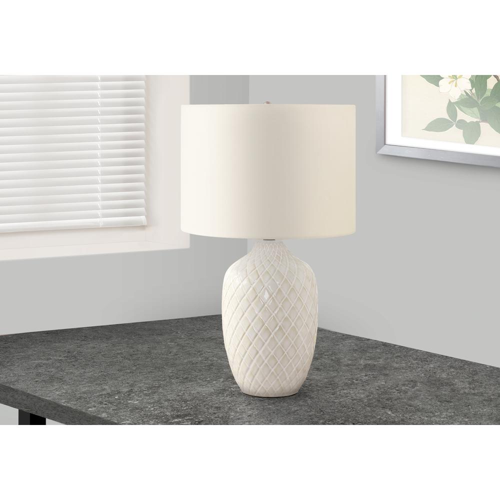 ="Lighting, 25""H, Table Lamp, Cream Ceramic, Ivory / Cream Shade, Transitional. Picture 5