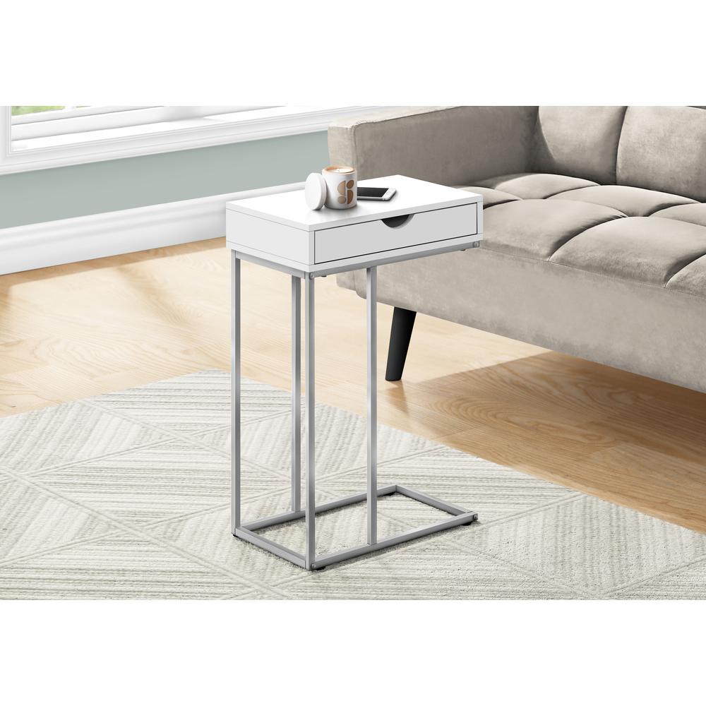 ACCENT TABLE - 25"H / WHITE / SILVER METAL. Picture 2