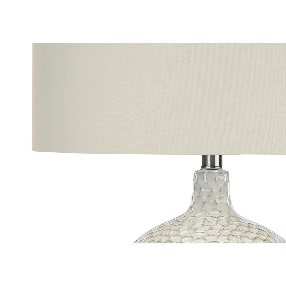 ="Lighting, 28""H, Table Lamp, Cream Ceramic, Ivory / Cream Shade, Contemporary. Picture 2
